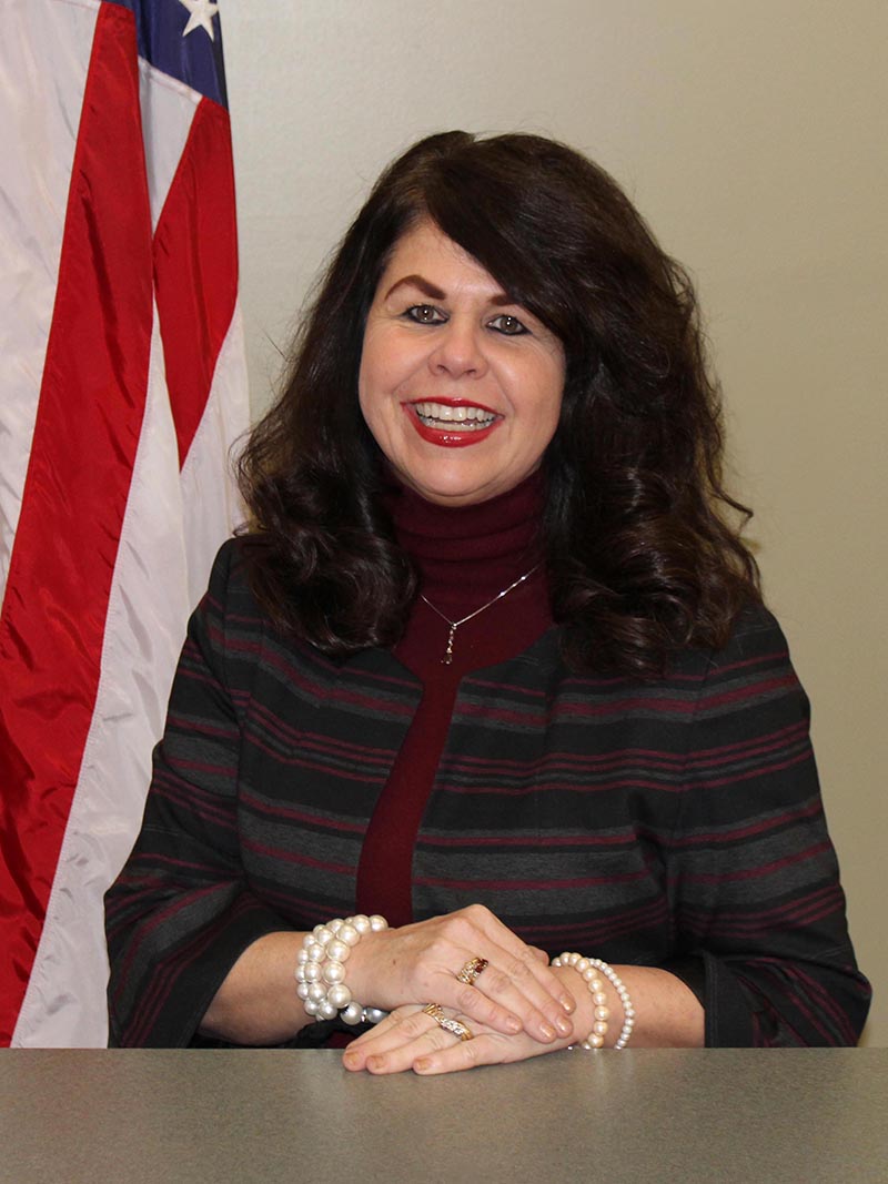 Elizabeth-Robison.jpg